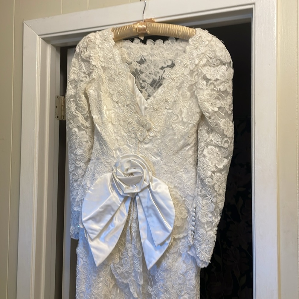 Vintage retro lace sequin bridal wedding dress with rosette back detail